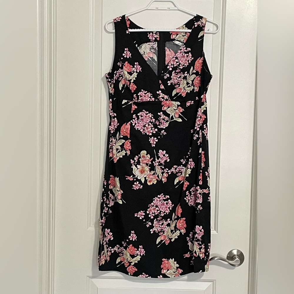 POET V-Neck Floral Dress size 10